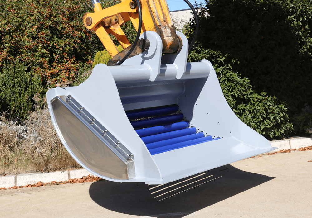 Cazo criba Xcentric baabor junto al brazo de la excavadora